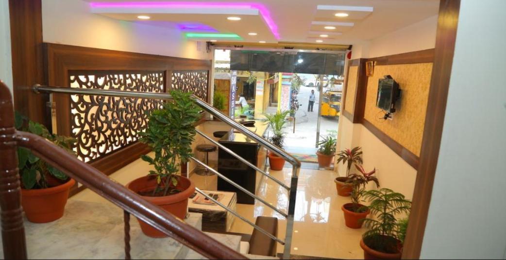 Hotel Grand Ashirwad By Wb Inn Secunderabad ภายนอก รูปภาพ